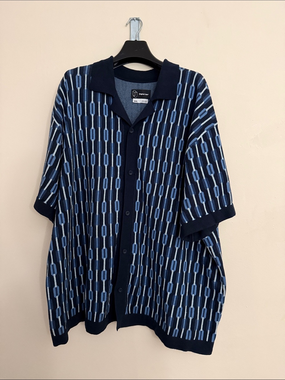 Original Use Navy and Light Blue Short-Sleeve Button-Up Knit Shirt